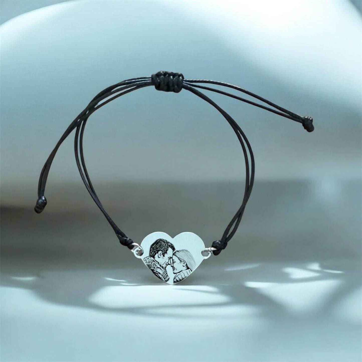 Pulsera con dije de corazón- Retrato Personas