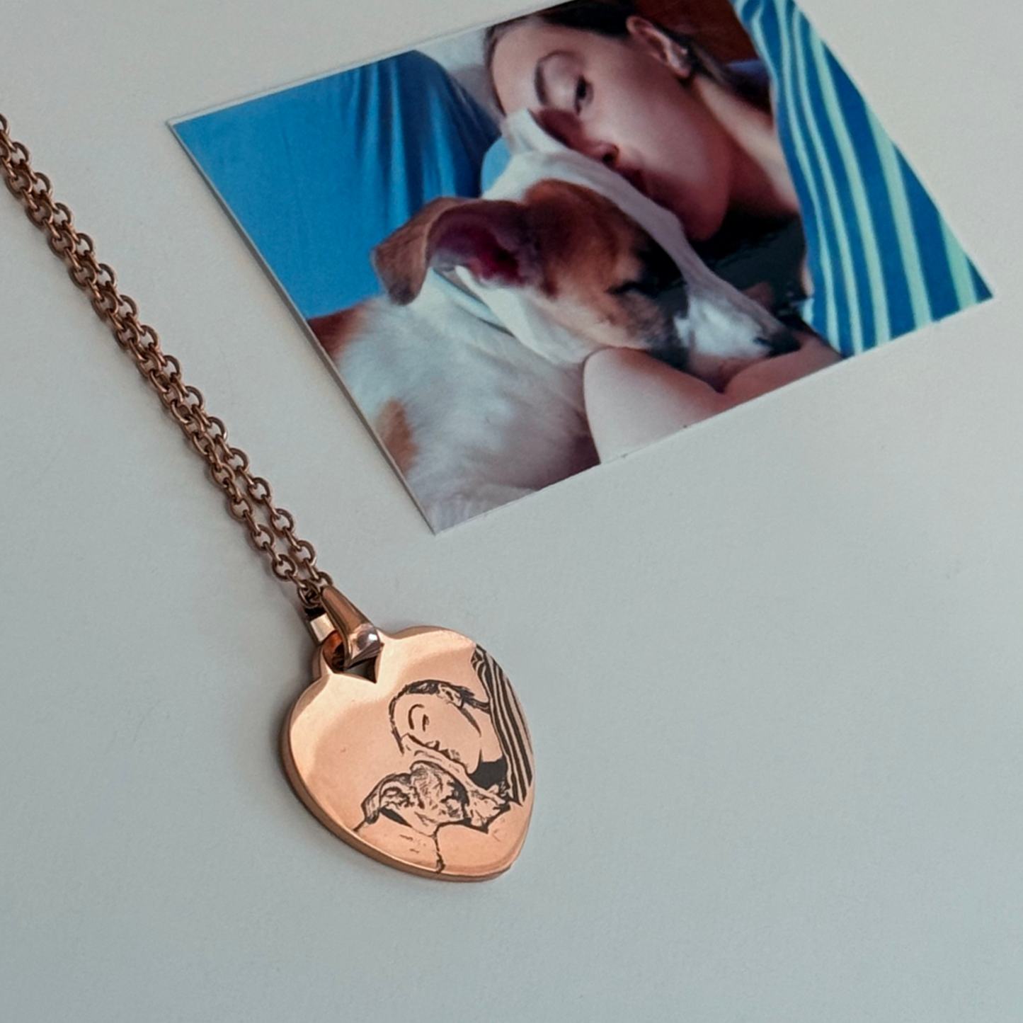 Collar de corazón - Retrato de Persona