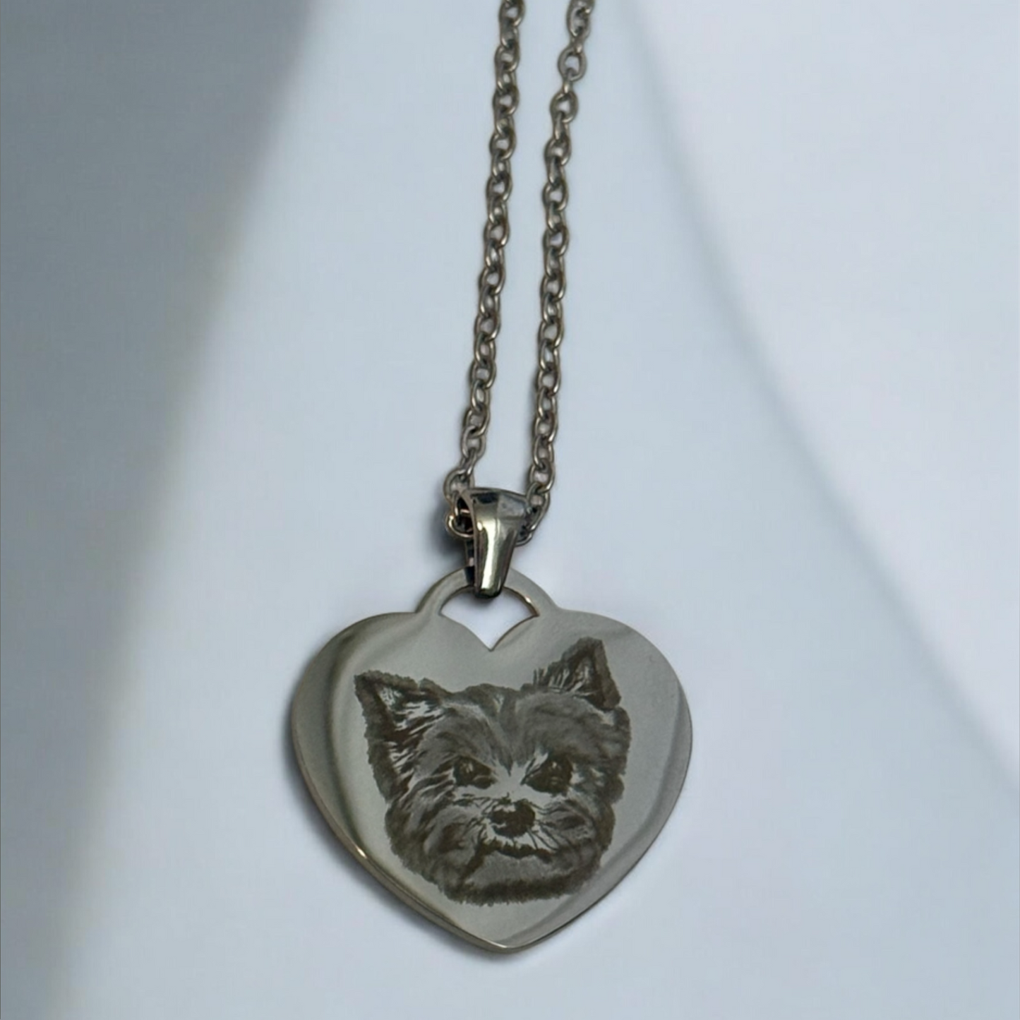 Collar con dije de corazón