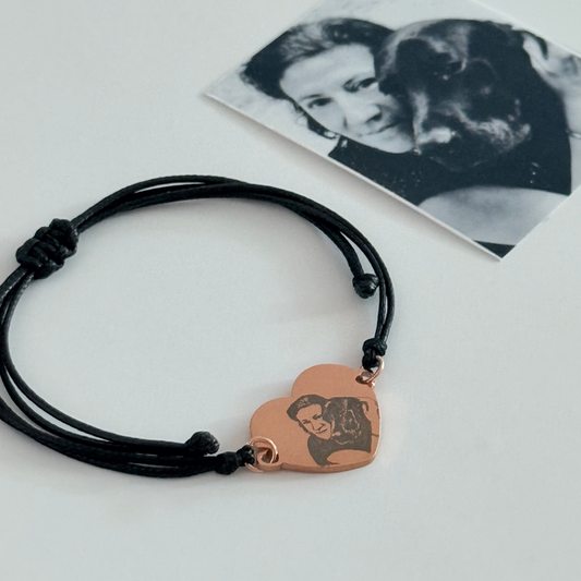 Pulsera con dije de corazón- Retrato Personas